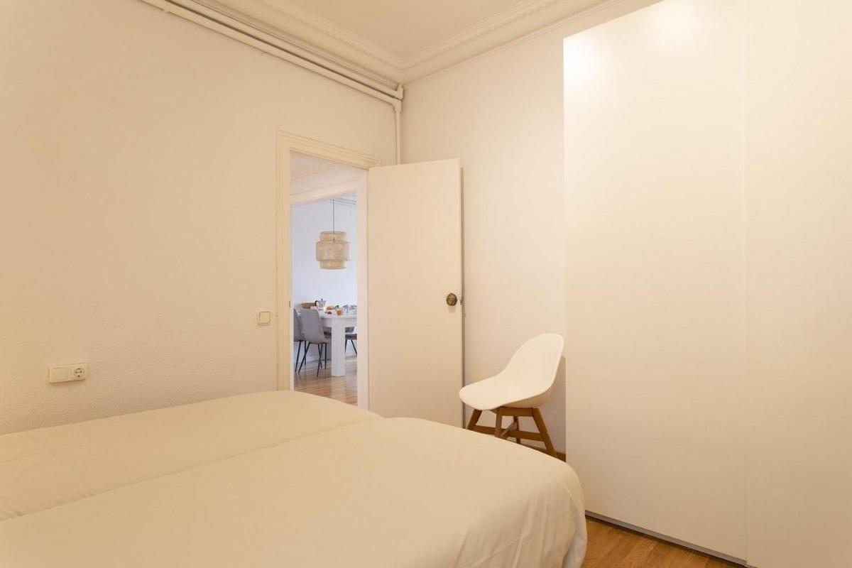 Gran Via Apartment *