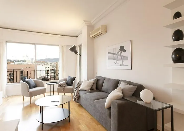 Gran Via Suites
